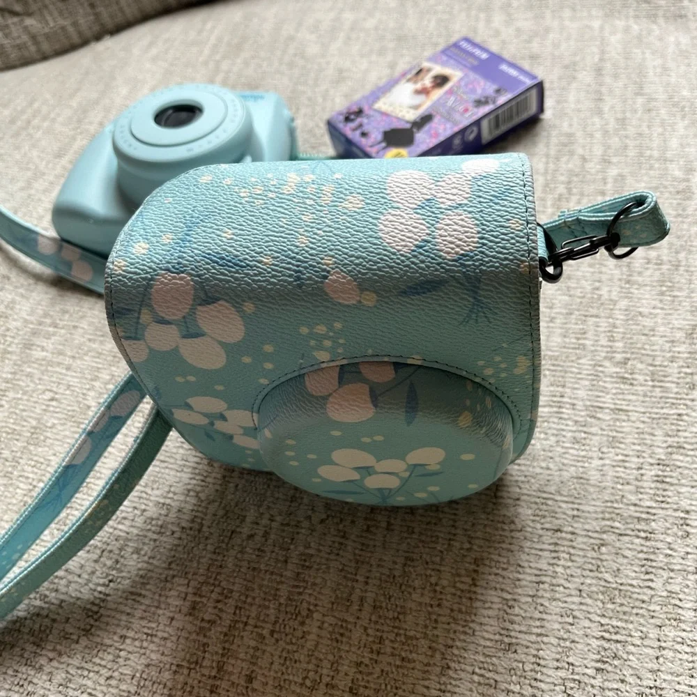 Fujifilm instax Polaroid camera